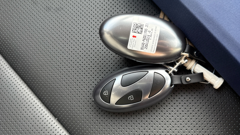 Hyundai SANTA FE 1.6 TGDi Plug-in Hybrid Premium 5dr 4WD Auto Estate